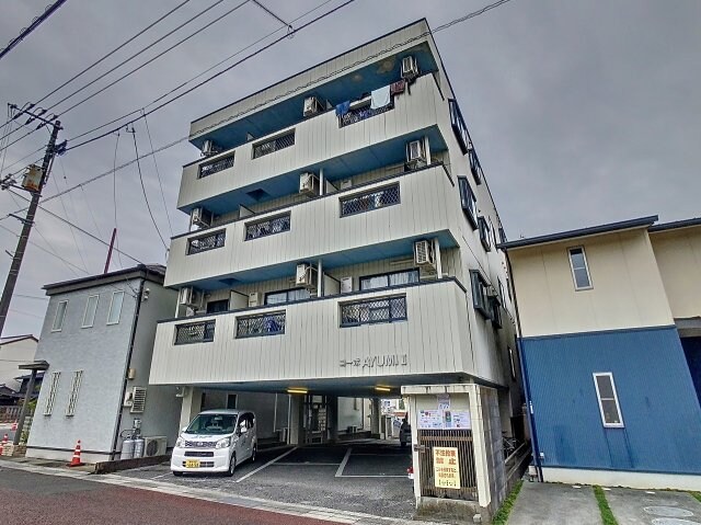 物件外観写真1　(2023年10月撮影)