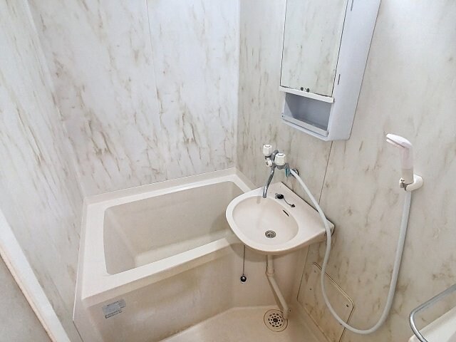 物件内観写真5　(2025年10月撮影※現況を優先します。)