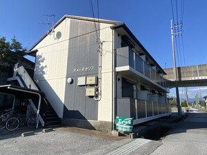 アメーヌセゾン外観写真