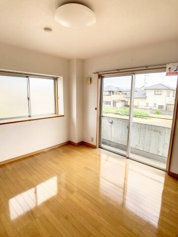 物件内観写真3　(2023年3月撮影)