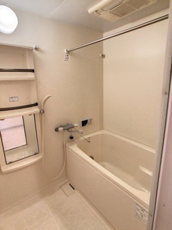 浴室(2023年1月撮影)
