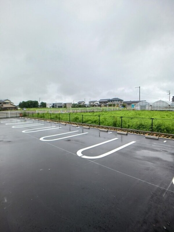 駐車場(駐車場)