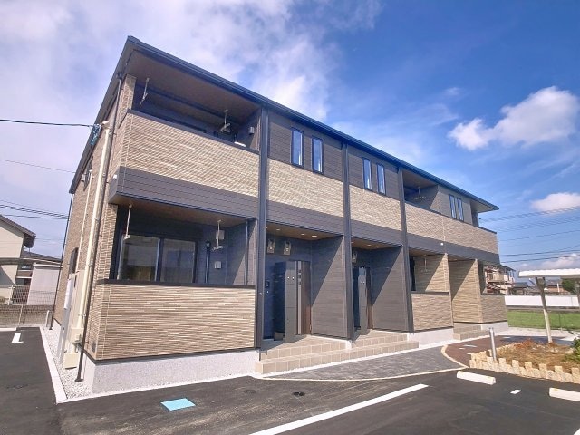 物件外観写真1　(2025年9月撮影※現況を優先します。)