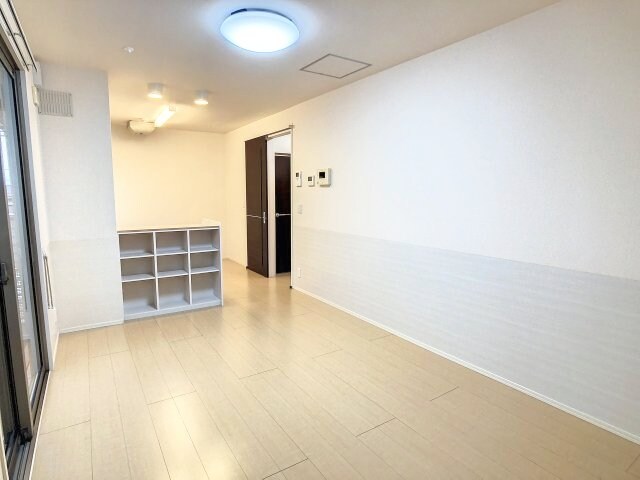 物件内観写真2　(2023年10月撮影)