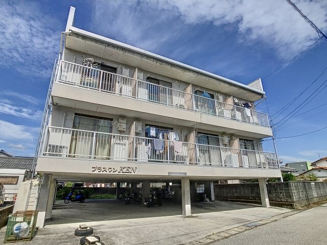 物件外観写真1　(現況と異なる場合は現況を優先します。)