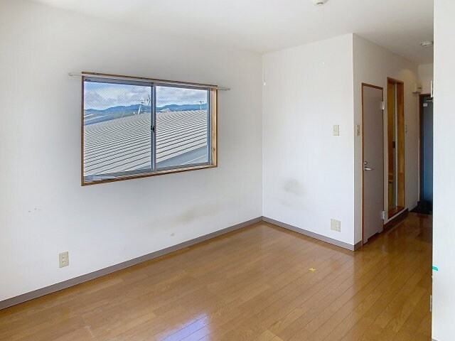 物件内観写真3　(2025年4月撮影※現況を優先致します。)