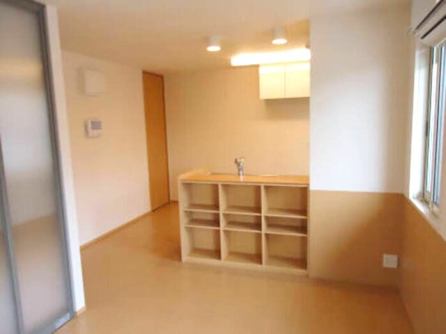 物件内観写真2　(A棟102 対面ｷｯﾁﾝ)