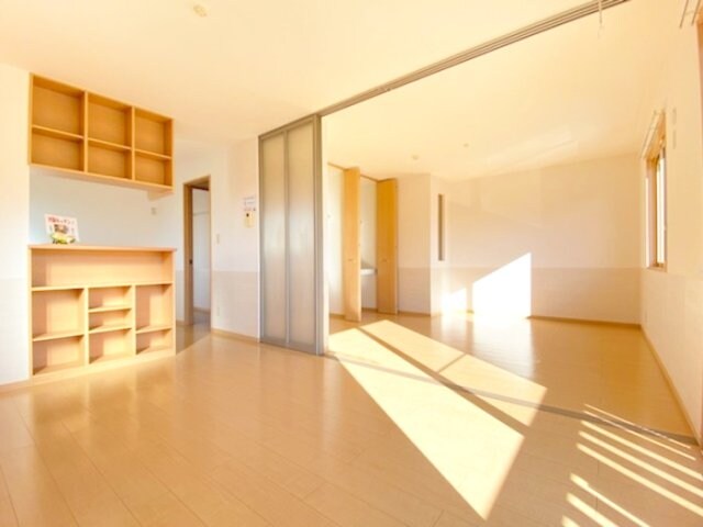 物件内観写真3　(LDK～南洋室)