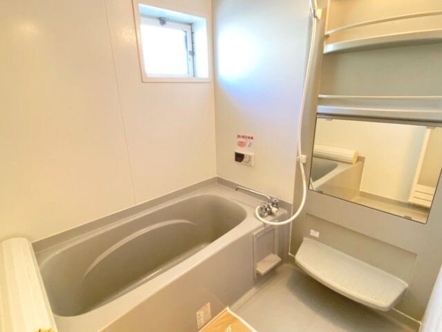 物件内観写真5　(浴室(一坪風呂))
