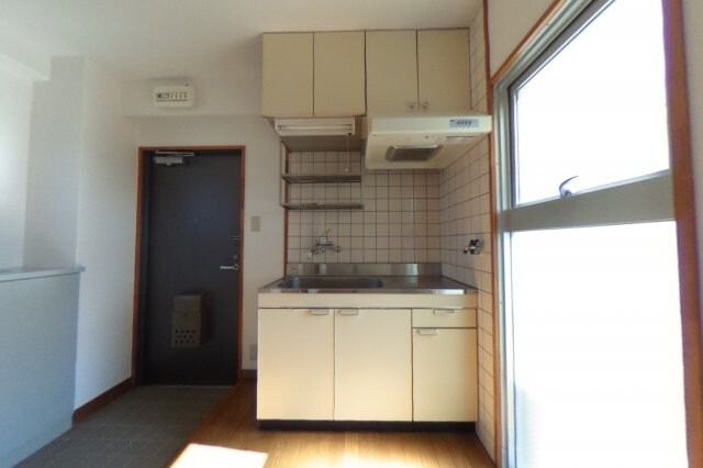 物件内観写真2　(2022年2月撮影※現況を優先します。)