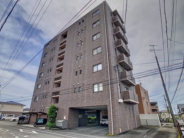 プレステージ(野市)の物件外観写真