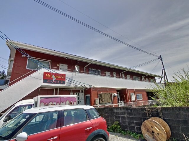 物件外観写真1　(現況と異なる場合は現況を優先します。)