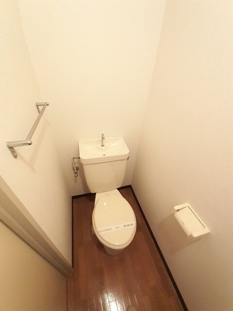 物件内観写真6　(トイレ)