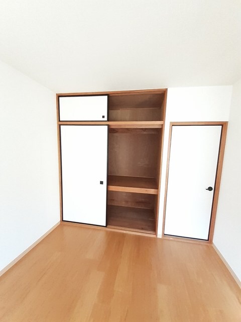 物件内観写真9　(収納)