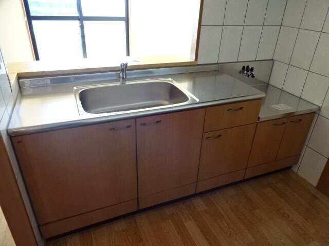 物件内観写真3　(キッチン)