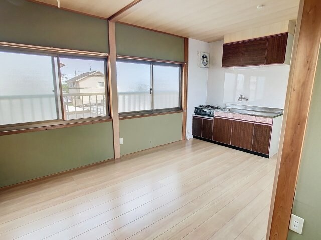 物件内観写真3　(現況を優先します。（撮影時期：2024年4月）)