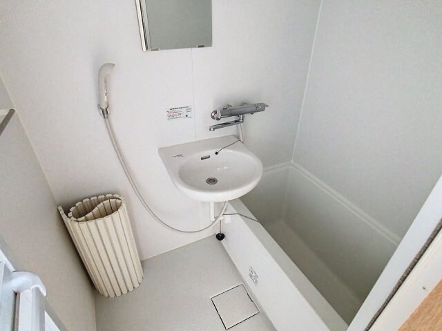 物件内観写真5　(現況を優先します。（撮影時期：2024年4月）)