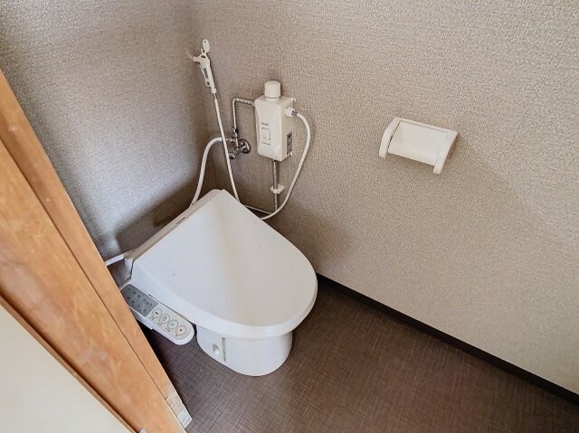 物件内観写真6　(現況を優先します。（撮影時期：2024年4月）)