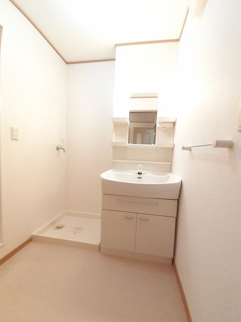 物件内観写真7　(洗面所)