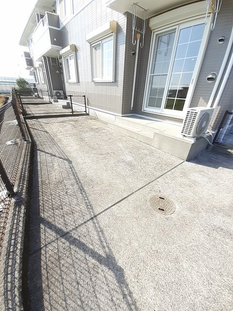 物件内観写真12　(バルコニー)