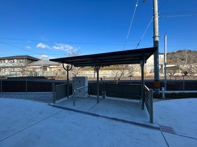 物件内観写真2　(現況と異なる場合は現況を優先します。)