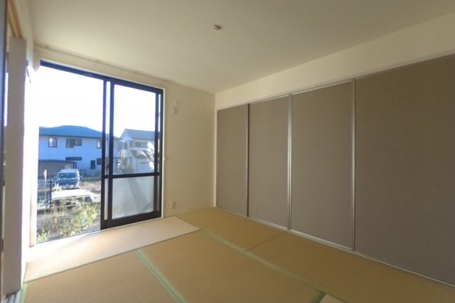 物件内観写真9　(現況と異なる場合は現況を優先します。2019年11月撮影。)