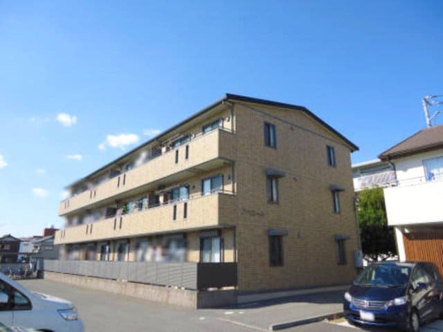 アベニールの物件外観写真