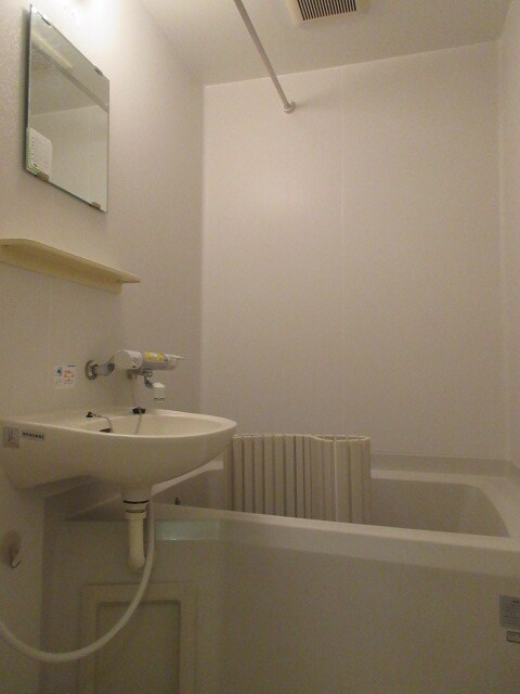 物件内観写真8　(現況を優先致します。(撮影時期：2018.7))