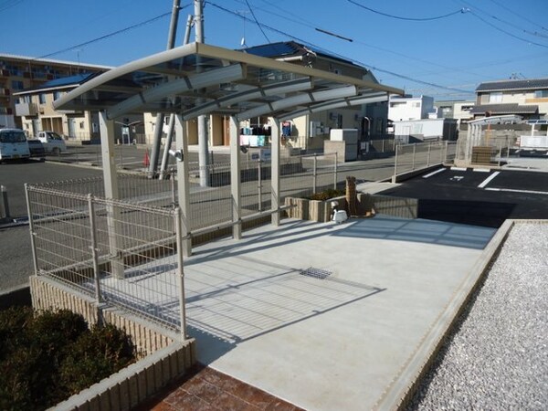 建物設備(駐輪場)