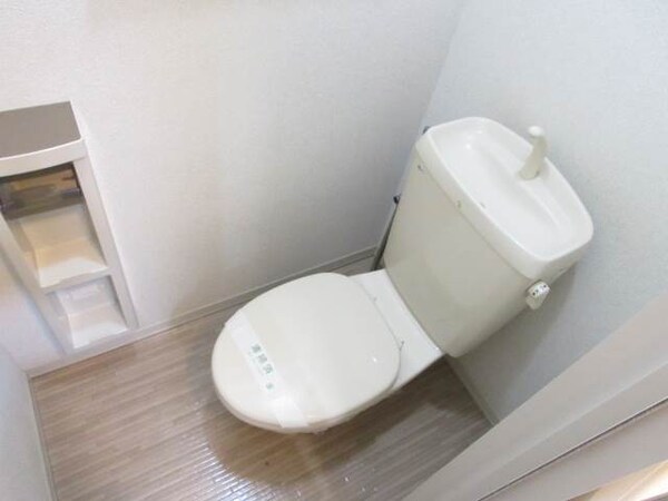 トイレ(現況と異なる場合は現況を優先します。)