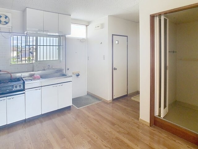 物件内観写真3　(2025年9月撮影※現況を優先します。)