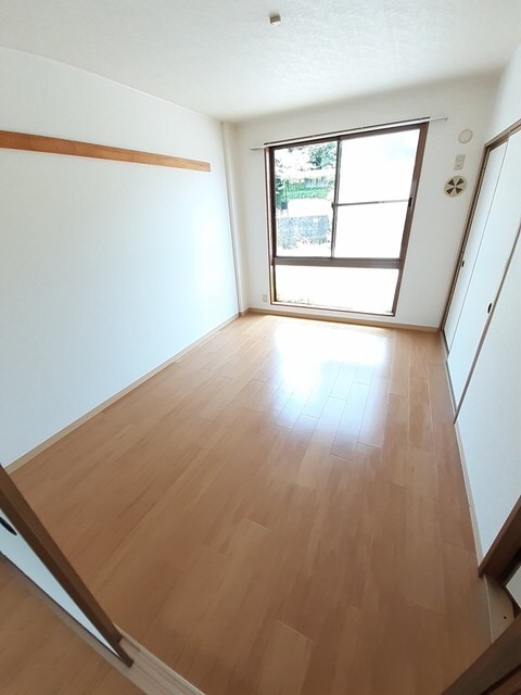 物件内観写真8　(その他部屋・スペース)