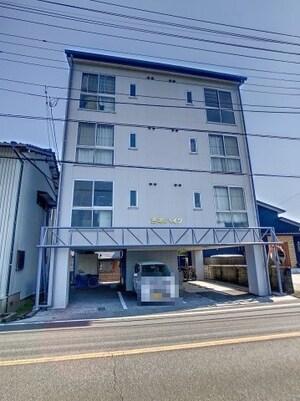 吉本ハイツ(立田)外観写真