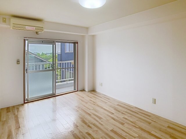 物件内観写真3　(2025年5月撮影※現況を優先致します。)