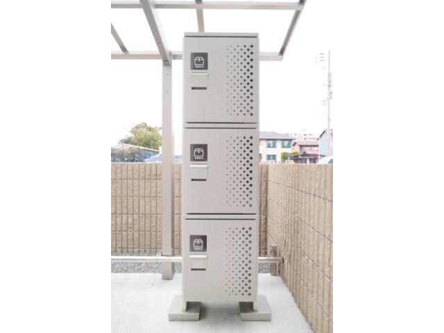 物件外観写真4　(宅配ボックス)