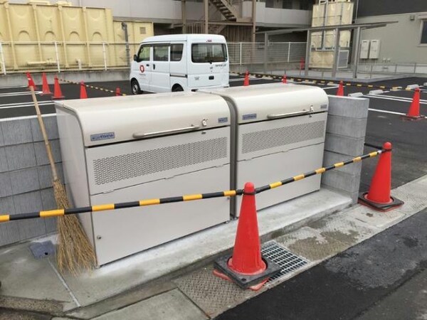 バイク置き場