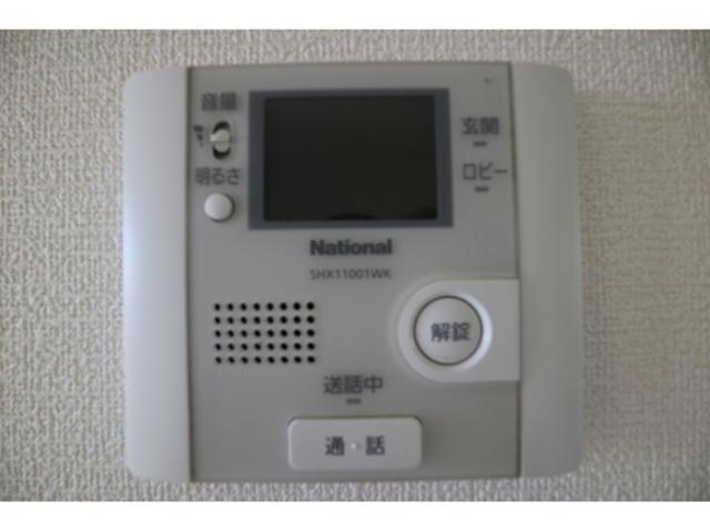 物件内観写真11　(TVモニター付きインターホン)