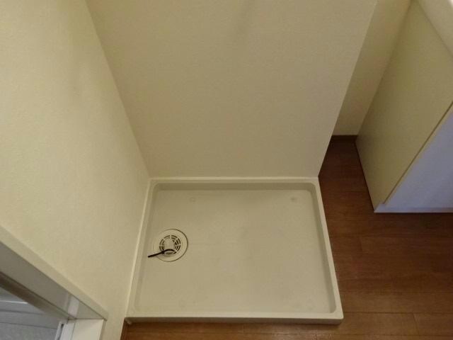 物件内観写真21　(洗濯機置き場)