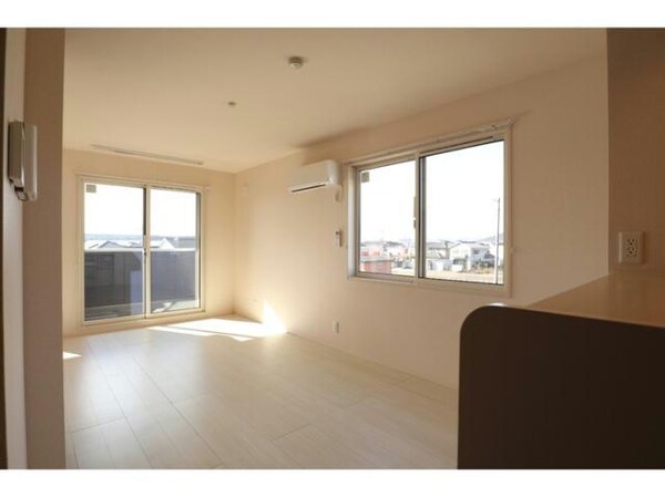 リビングダイニング