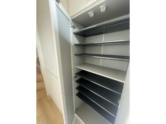 物件内観写真10　(シューズボックス)