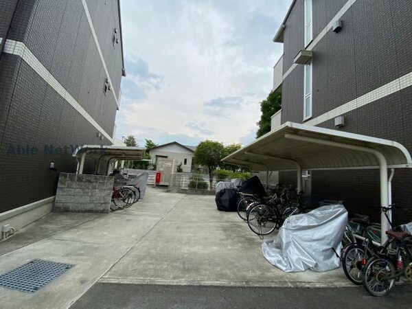 駐輪場