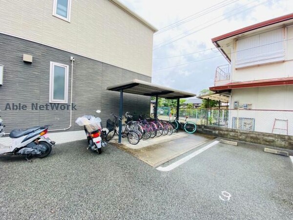 駐輪場