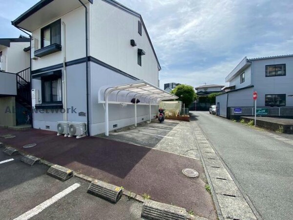 バイク置き場