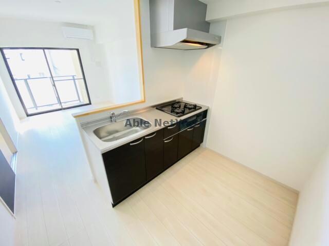 物件内観写真6　(同型　現況優先)