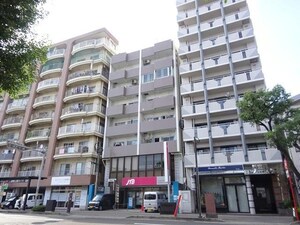大和屋ビル外観写真