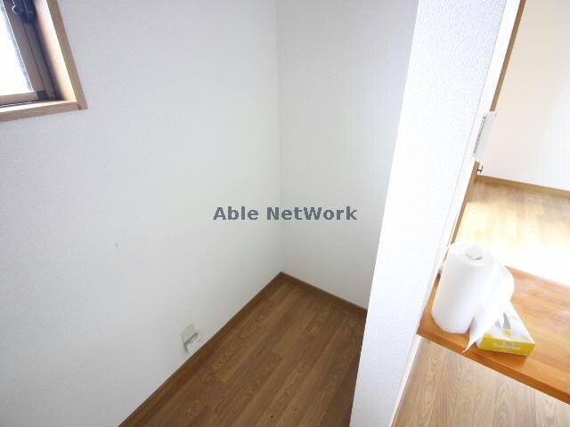 物件内観写真12　(冷蔵庫置き場)