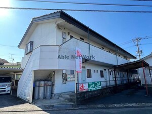 丸久第１３コーポ外観写真