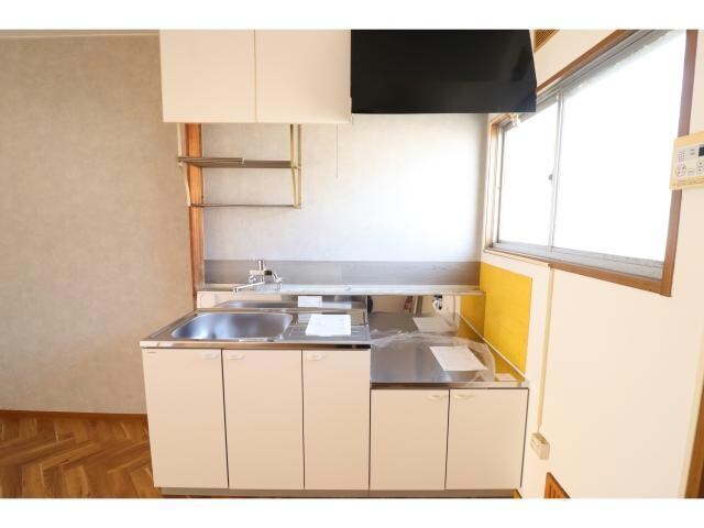 メゾン丸山A棟のキッチン