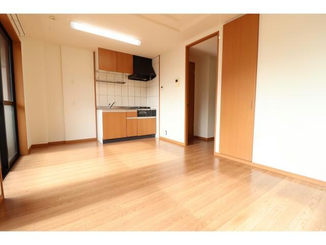 物件外観写真4　(１０１号室　ＬＤＫ)