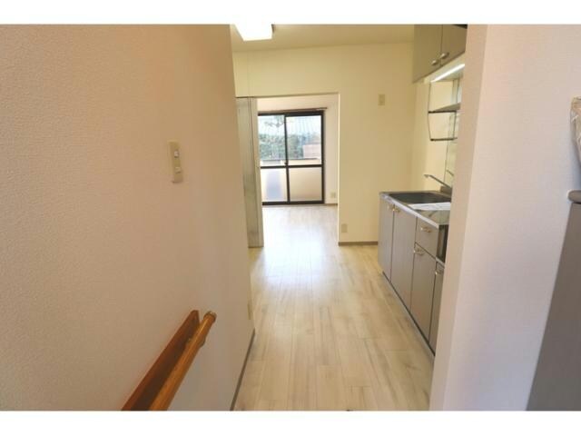 物件内観写真8　(別部屋写真、現状優先)